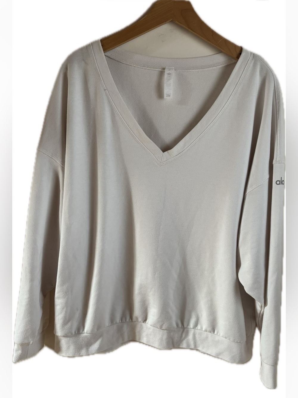 Alo Yoga Cream V-Neck Sweater